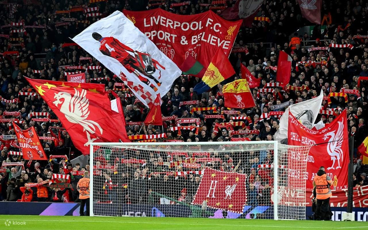 Complete Guide to Choosing the Perfect Football Flag